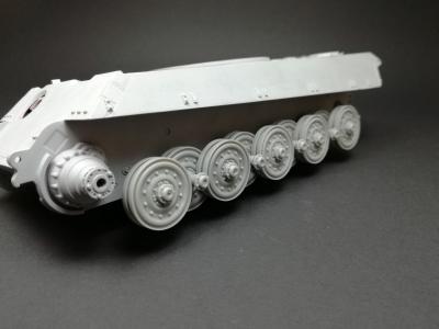 Sd.Kfz 182. 'King Tiger' roadwheel set for Meng kit