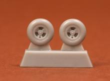 Spitfire wheel set (3-spoke with radial tread)