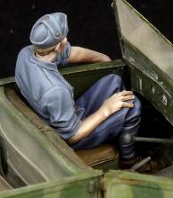 Italian NCO for 508 CM Coloniale WW II - 2.