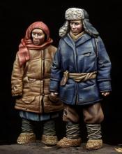 Boy & Girl WW II period - 1.
