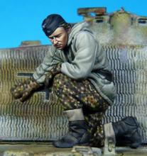 German Panther Commander WW II - 4.